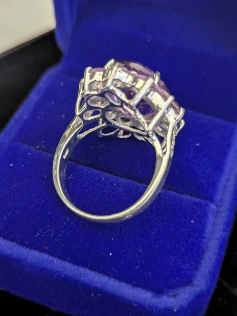 Purple Amethyst Sterling Silver 925 Marked AVE Cocktail Ring S.8.5 - Picture 3 of 12